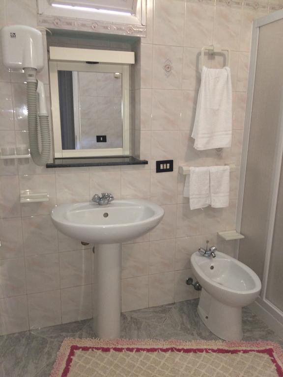 Case Vacanze Jerimar LMP Szoba fotó